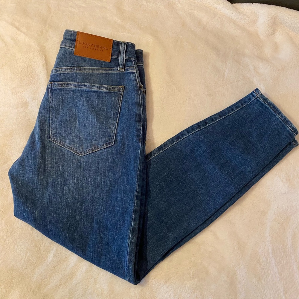 ✨NWT✨ Lucky Brand Low Rise Skinny Jeans